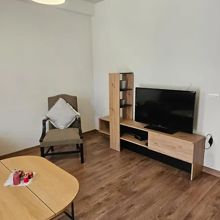 & Park View Διαμέρισμα Τίρανα